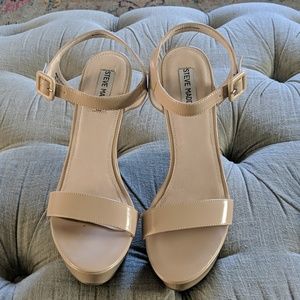 🌞 Steve Madden Nude Wedges